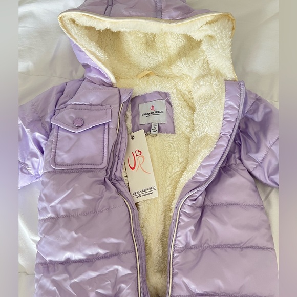 Quilted Cozy Pram & Mittens Set - Picture 2 of 2